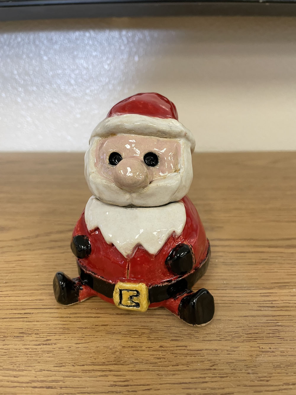 Clay sitting santa Clay sitting santa
